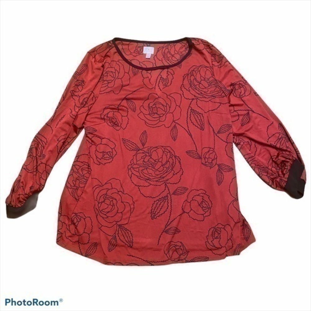 Red Dress Barn floral blouse